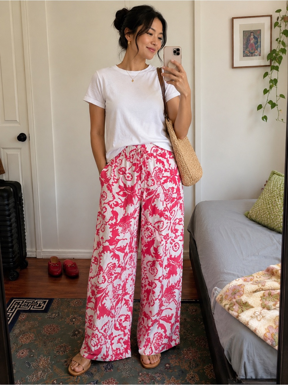 Wide-Leg Floral Print Pants in Pink and White — Casual Summer Comfort